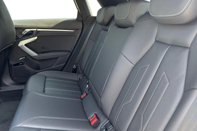 AUDI A3 Photo 9
