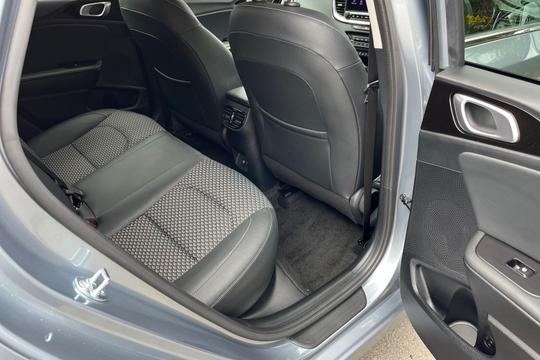 Kia Ceed Photo autoimg-73eb392100dc49d18fff918c19d959c258eb9851.jpg