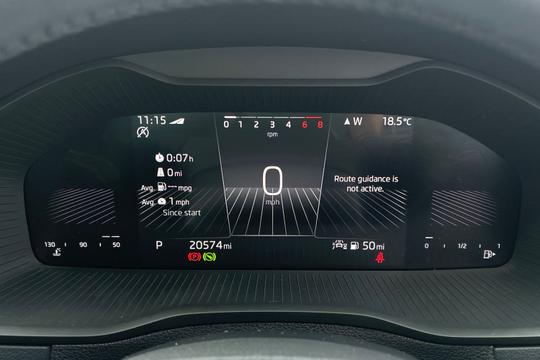 Skoda Karoq Photo autoimg-73eeb5df06477f43efbec34b33ae21ff4fd7f01c.jpg