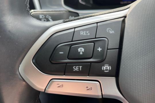 Volkswagen T-roc Photo autoimg-73f1d6ed5b51180721ead44e0225bad0a9a6de05.jpg