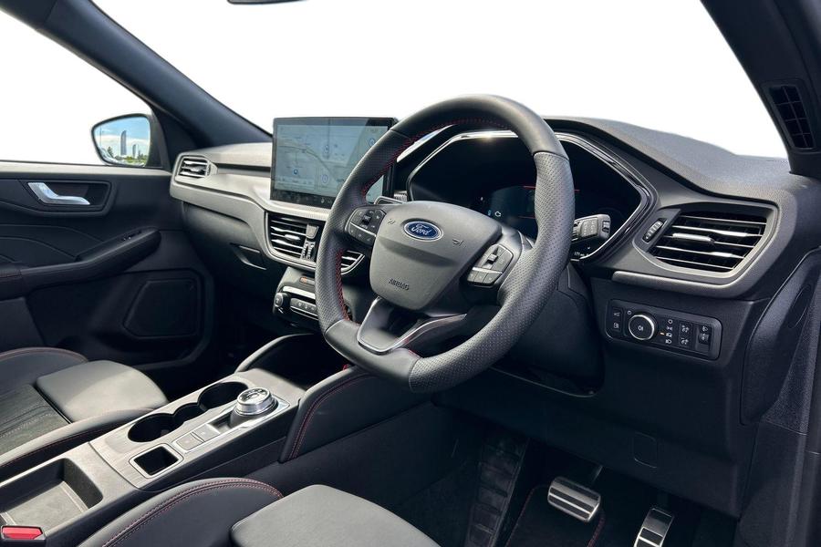 Ford Kuga Photo autoimg-73f277aa11f5874fca82f40069781cc4f08df7f2.jpg