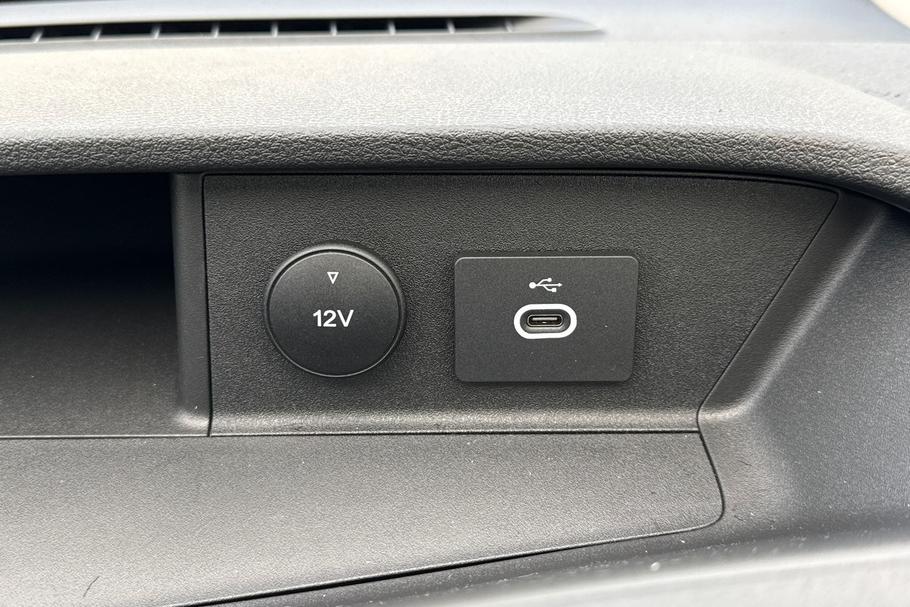 Used Ford E-TRANSIT YC75JMU 31