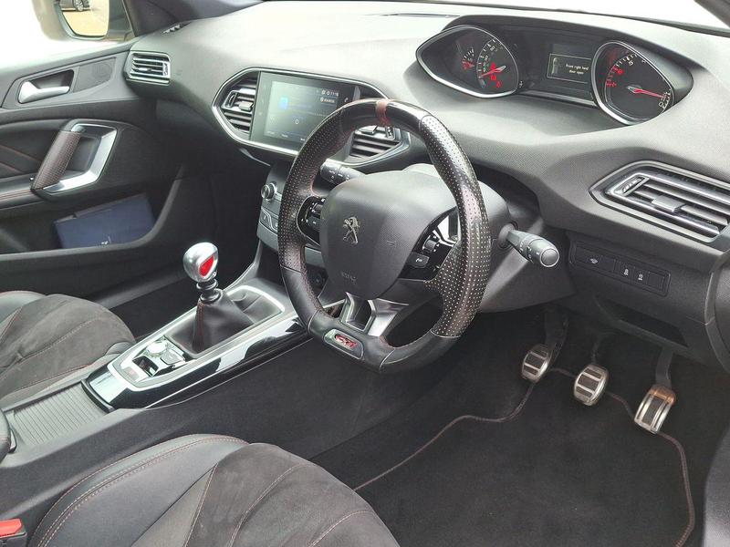 Used Peugeot 308 NU69VXE 11