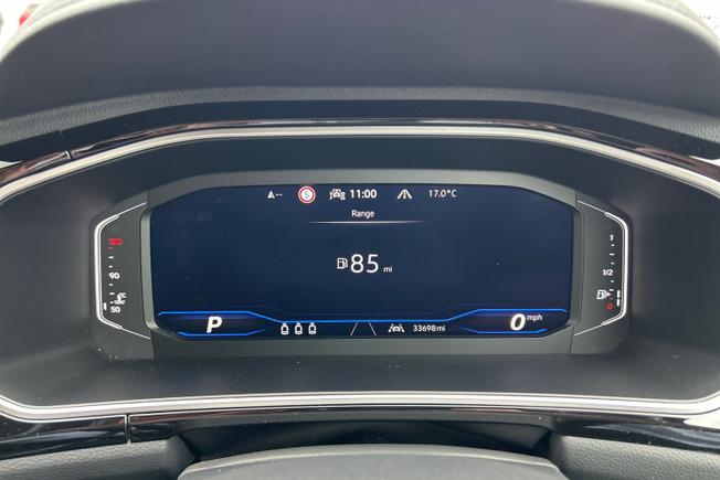 VOLKSWAGEN T-Roc Photo 15