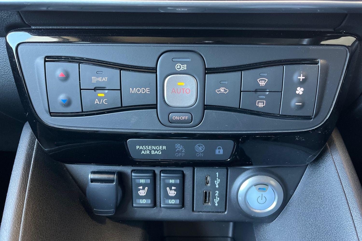 Nissan LEAF Photo 26