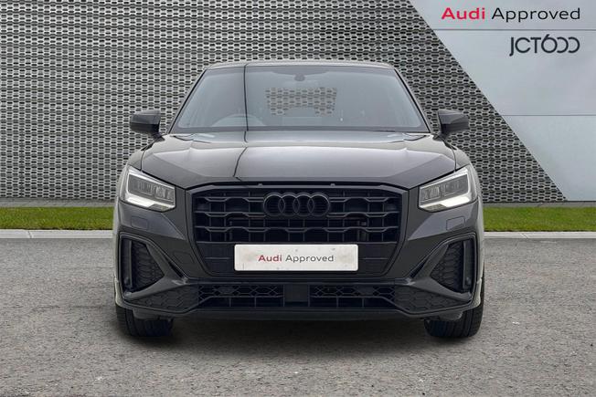 AUDI Q2 Photo 8