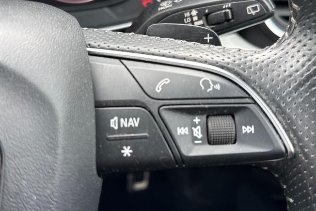AUDI Q5 Photo 17