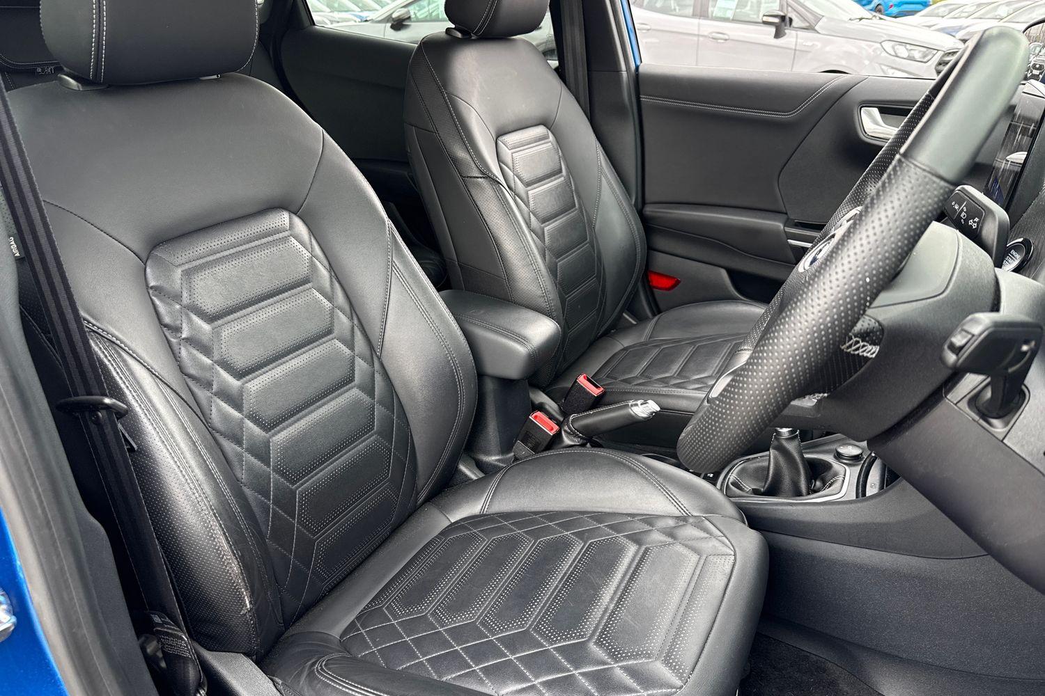 Ford PUMA Photo 16