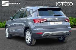 SEAT Arona Photo 3