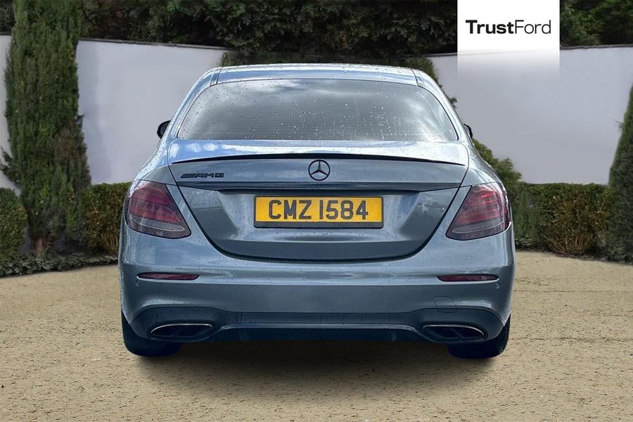 Mercedes-Benz E CLASS Photo autoimg-7408e979c21f5e935edb59975c9f52d72238c354.jpg