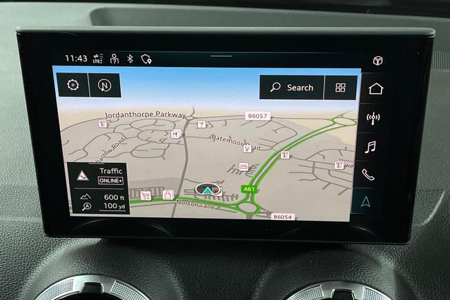 AUDI Q2 Photo 14