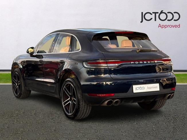 PORSCHE Macan Photo 3