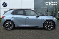 VOLKSWAGEN ID.3 Photo 4