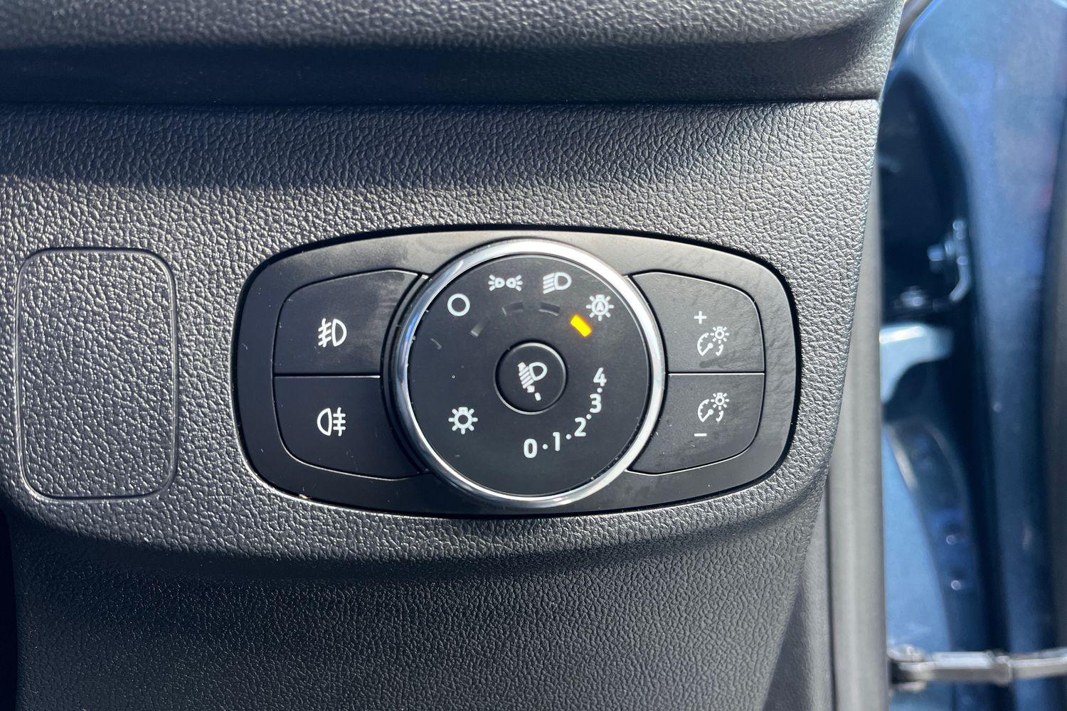 Ford Focus Photo 28