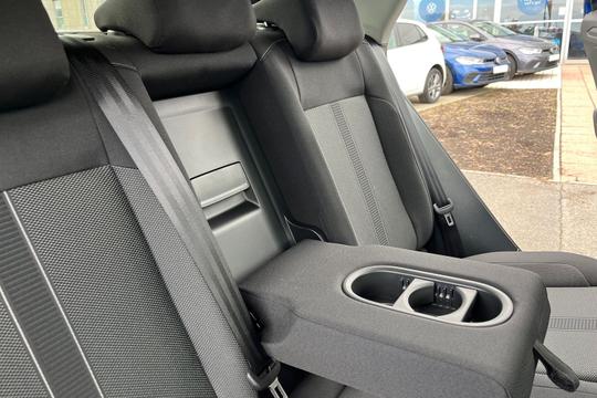 Volkswagen T-roc Photo autoimg-7421806c55a3905b64aa9feaab3be6e46ddbd2c9.jpg