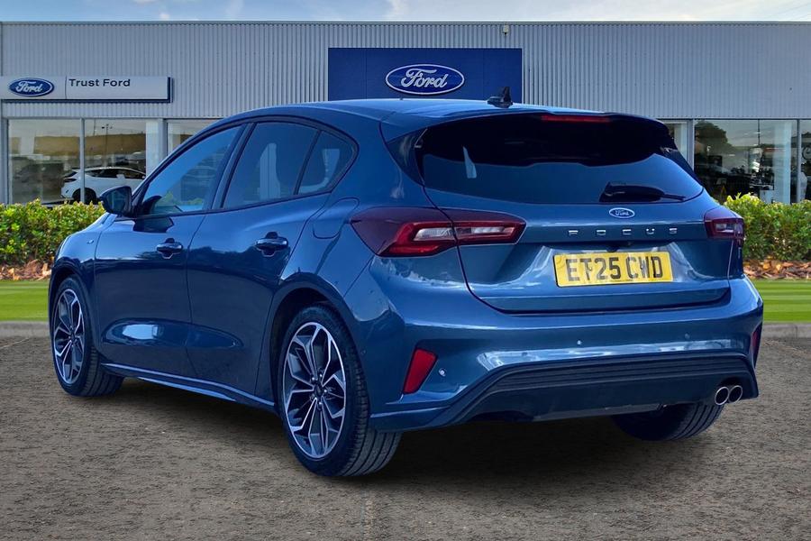 Ford FOCUS Photo autoimg-7421e043dd15752ec87607cd920a250560a4b898.jpg