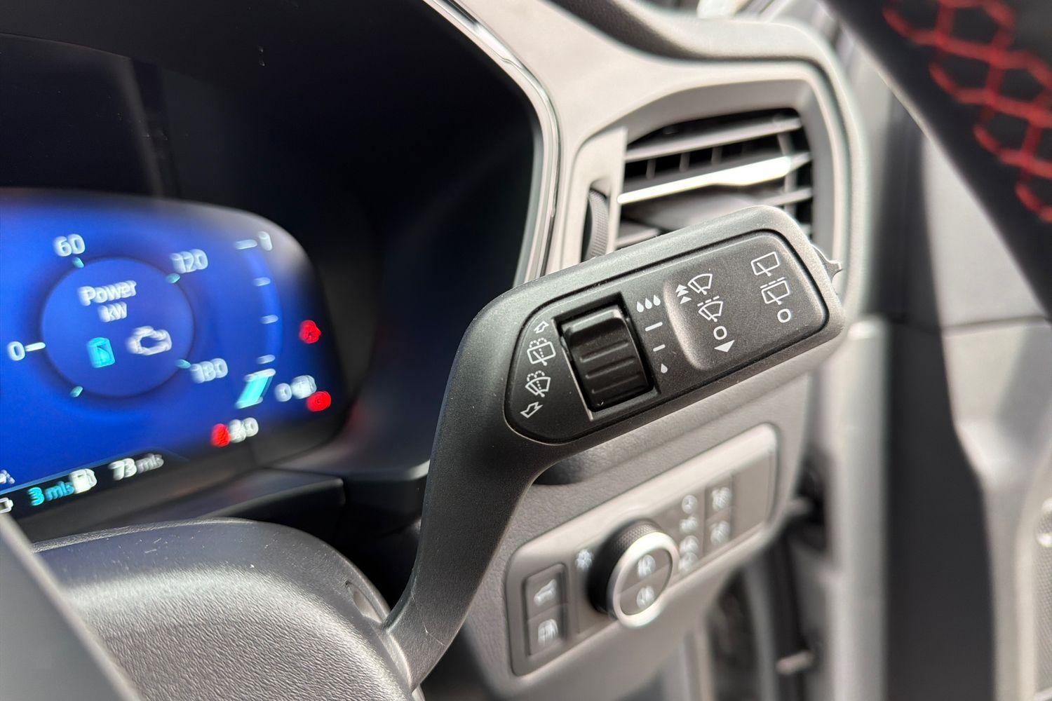 Ford KUGA Photo 14