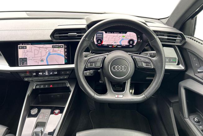 AUDI S3 Photo 11