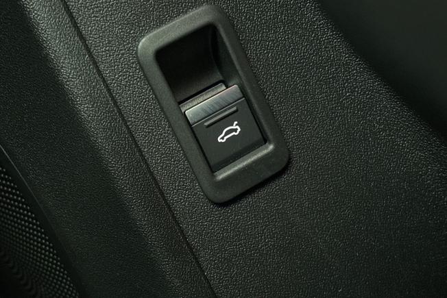 AUDI Q3 Photo 23