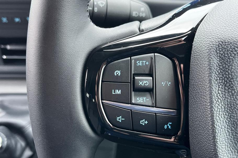 Used FORD TRANSIT CUSTOM YP75JHH 29