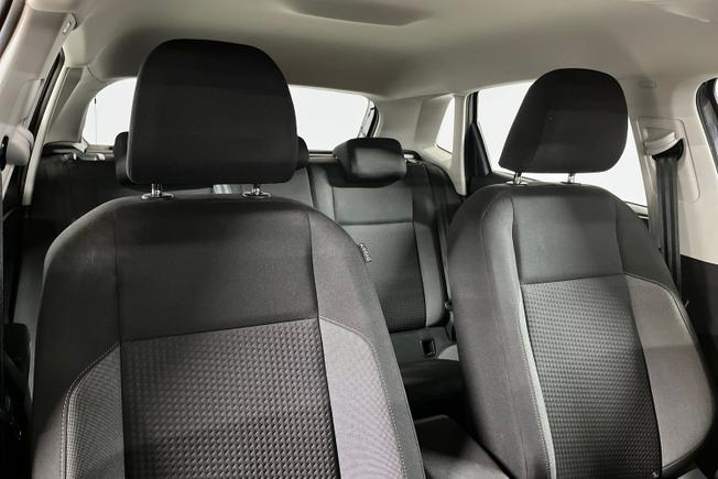 VOLKSWAGEN Polo Photo 25