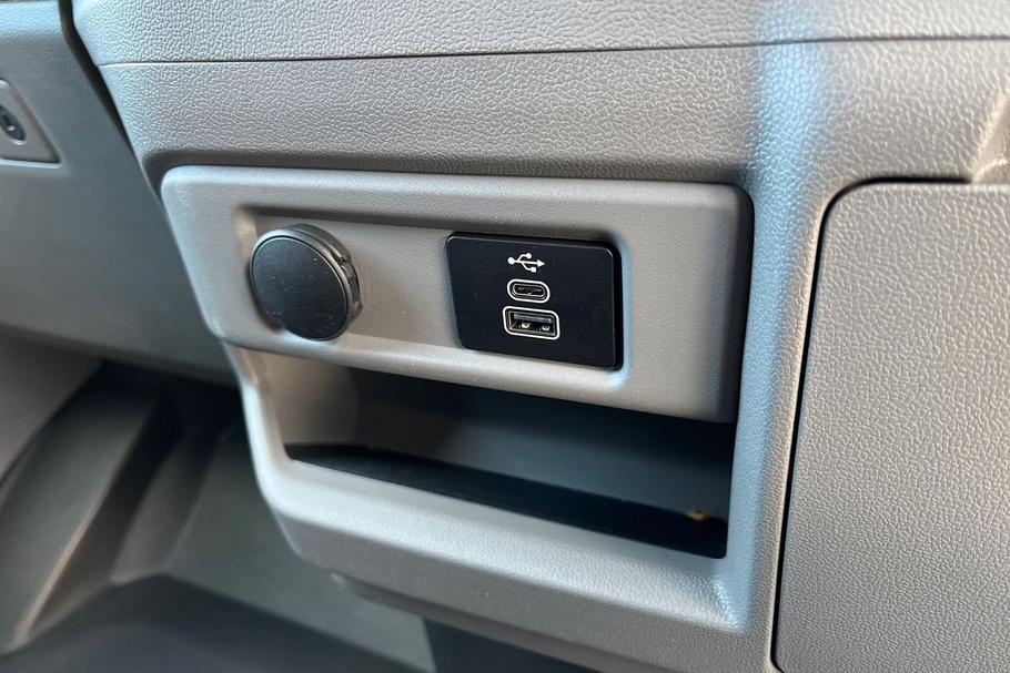 Used FORD E-TRANSIT CUSTOM WR75JHE 15