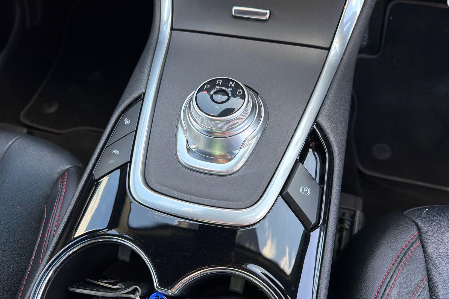 Ford S-Max Photo 29