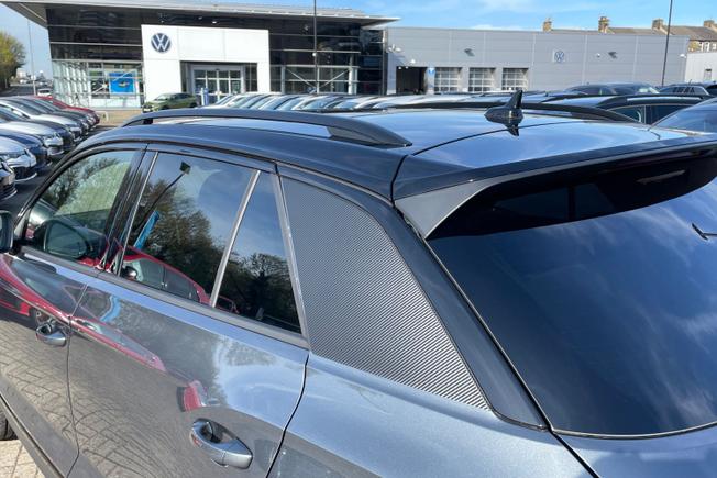 VOLKSWAGEN T-Roc Photo 47