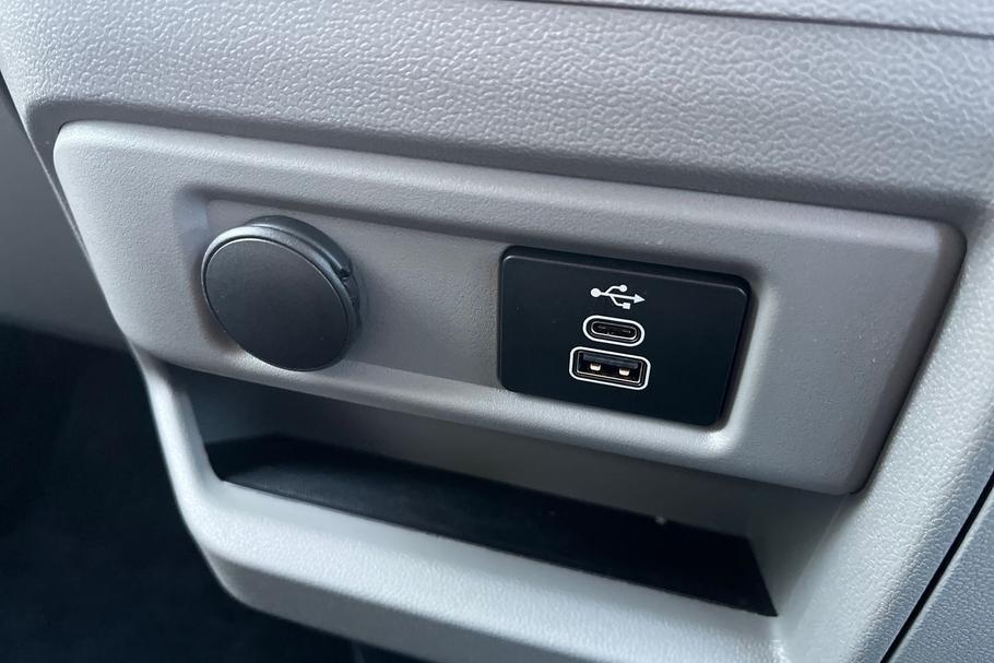 Used Ford TOURNEO CUSTOM 28