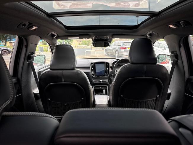 VOLVO Xc40 Photo 40