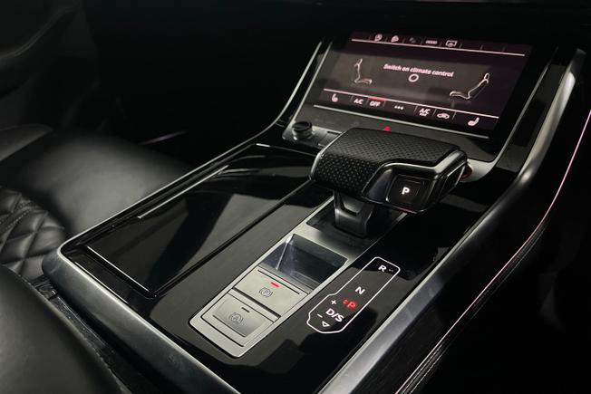 AUDI Sq8 Photo 23