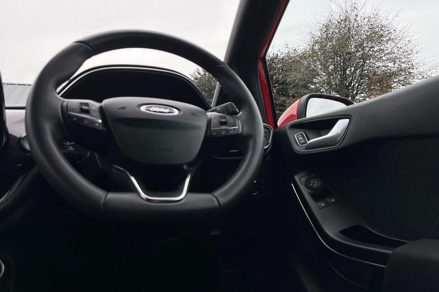 Ford Fiesta Photo autoimg-74511096486089b8f1eef70c9c41988c1f797015.jpg