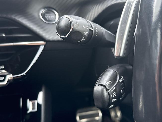 PEUGEOT 2008 Photo 57