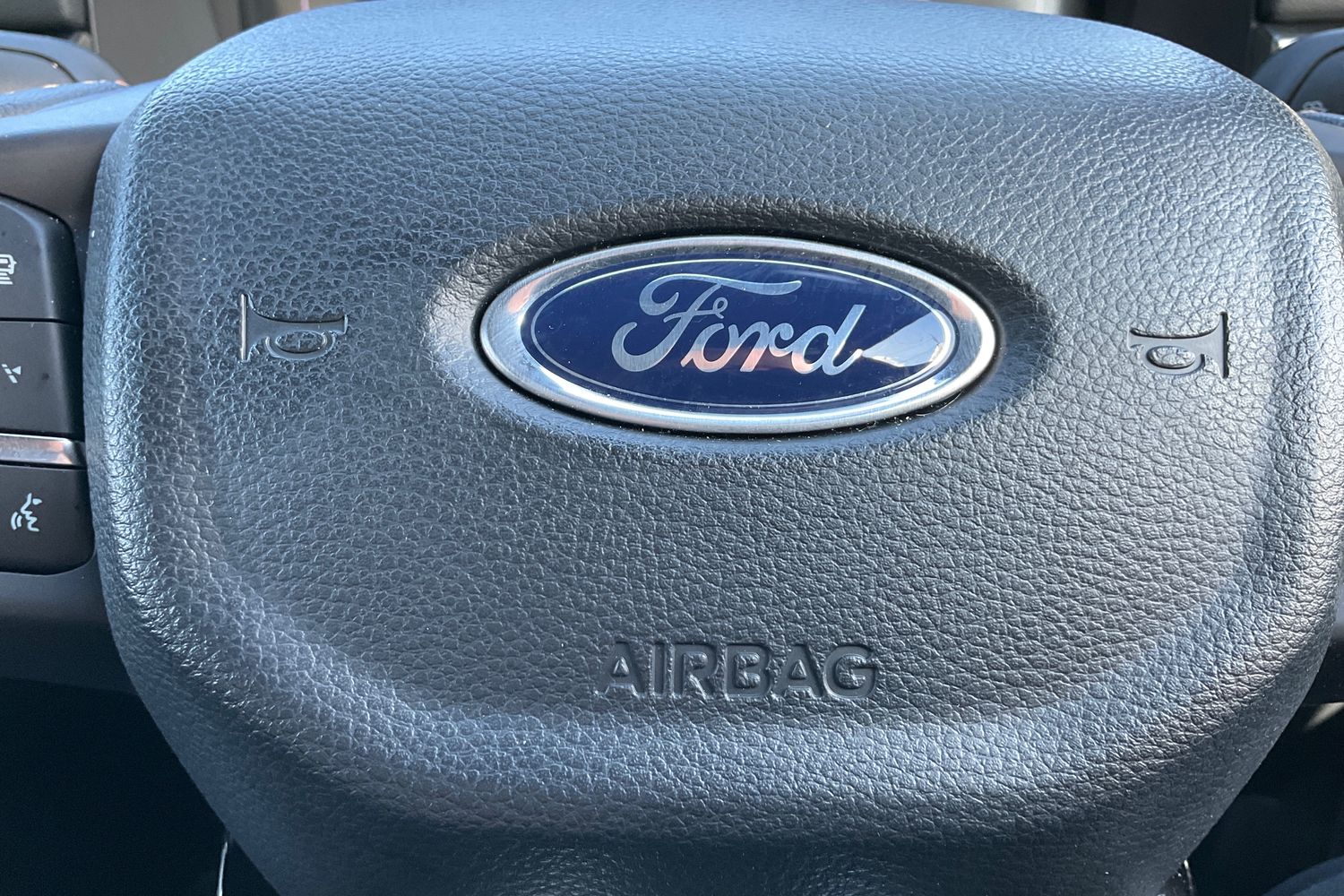 Ford RANGER Photo 40