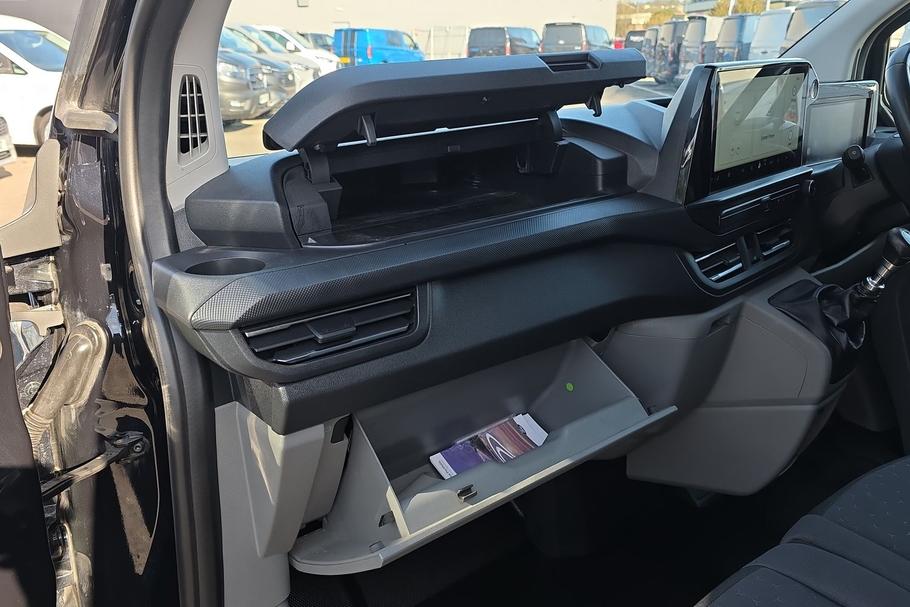 Used FORD TRANSIT CUSTOM WO73HMK 25
