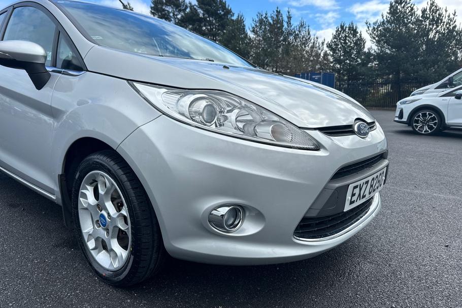 Used Ford FIESTA 23