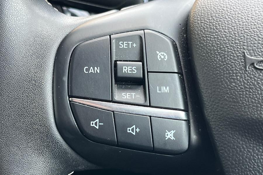 Ford FIESTA Photo autoimg-7456b5c17663b6d596f3b6fa60001fce4914109e.jpg