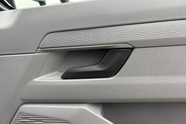 VOLKSWAGEN Transporter Photo 24