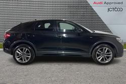 AUDI Q3 Photo 4