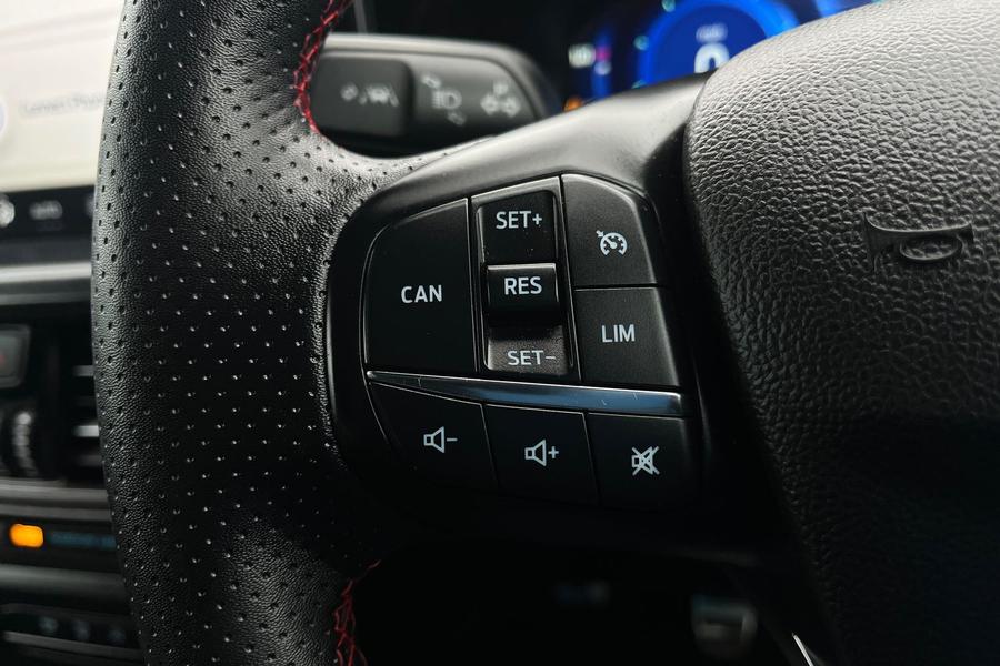 Ford FOCUS Photo autoimg-745ec6e31b96cd6b3da1ecafaa1399d511b80e9b.jpg