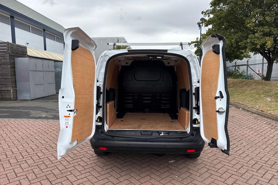 Ford TRANSIT COURIER Photo autoimg-7462fbe8efc2dedf7e6ddf783e8684039a9ff9aa.jpg