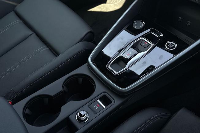 AUDI A3 Photo 36