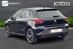 SEAT Ibiza Photo 3