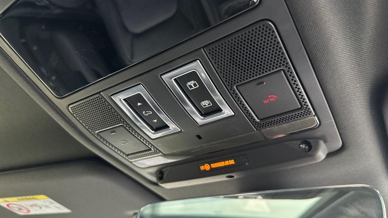 Used Land Rover Defender WF72FRC 23