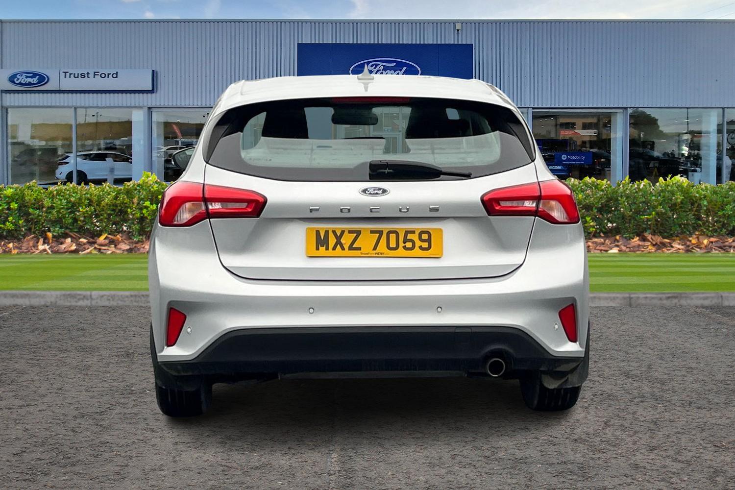 Ford FOCUS Photo 6
