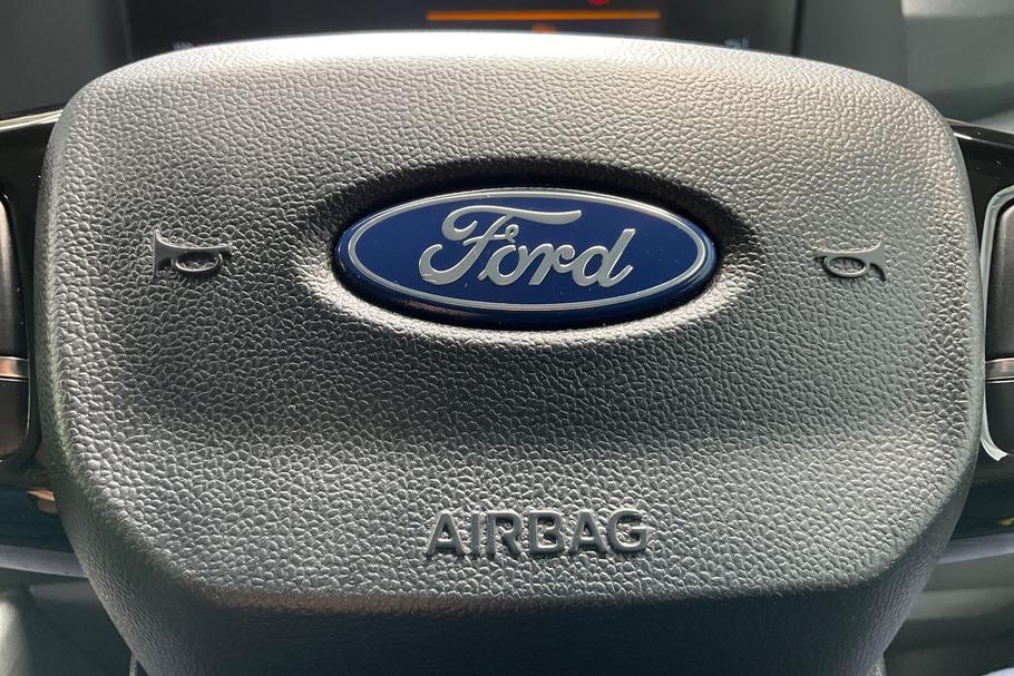 Used Ford TRANSIT CUSTOM FH73OFA 40