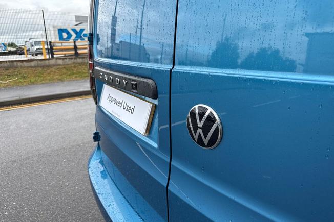 VOLKSWAGEN Caddy Photo 21