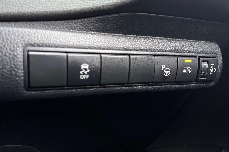 Toyota COROLLA Photo autoimg-7479c6afc8b2aa3054169fb70ceb9c0c535a10d1.jpg