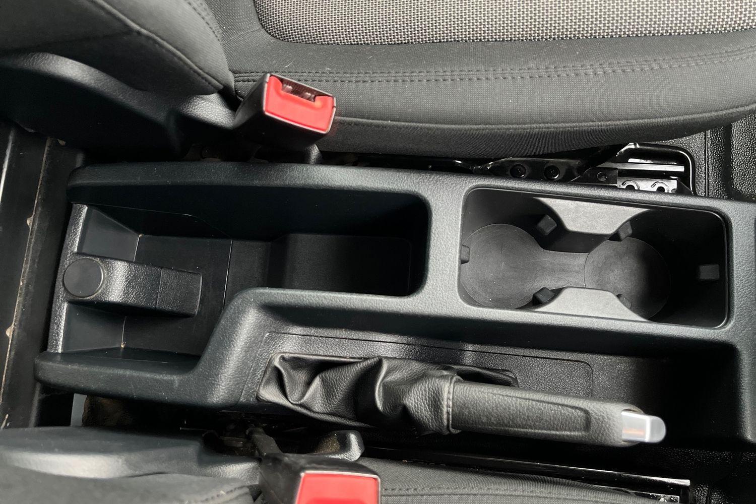 Ford TRANSIT CONNECT Photo 15