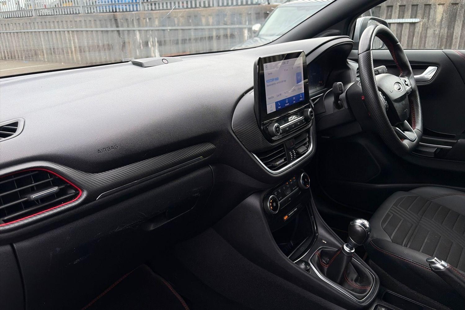 Ford Puma Photo 17
